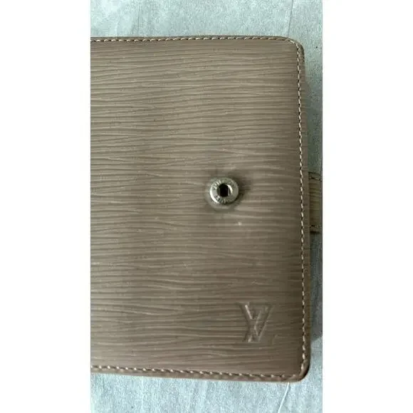 Louis Vuitton epi Marco bifold wallet